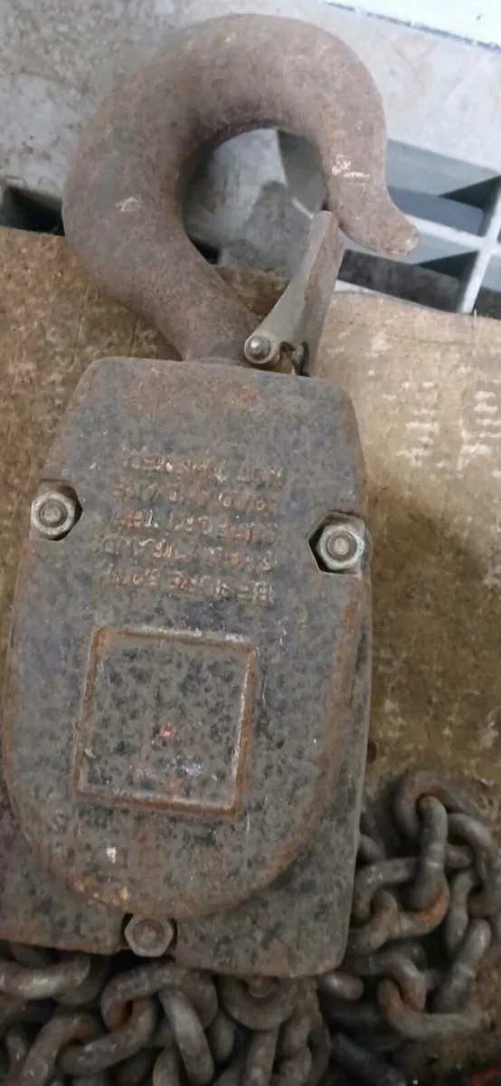 2 Ton chain lift - Image 3