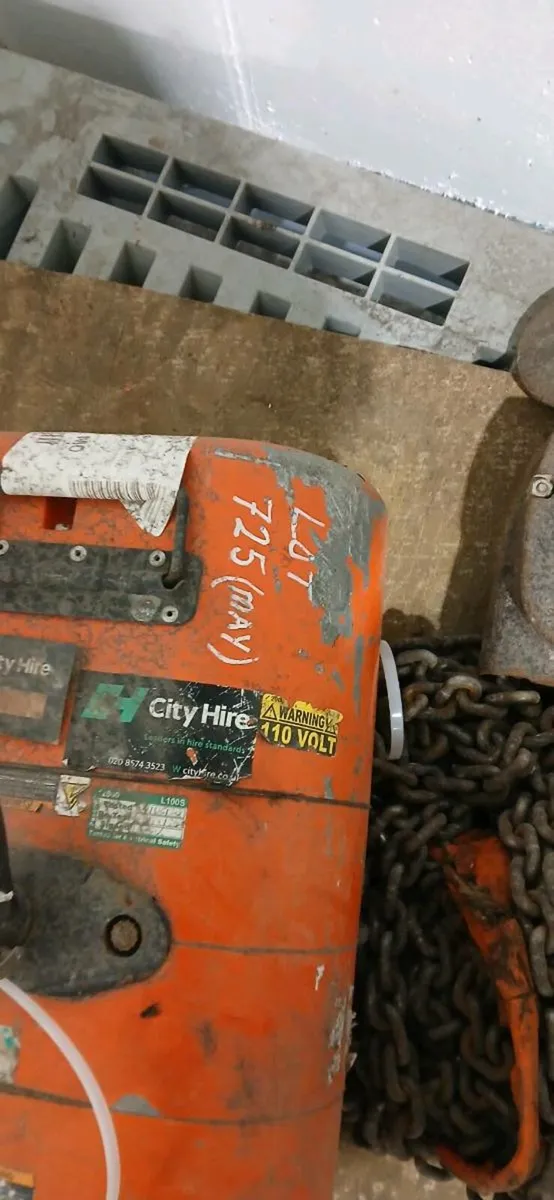2 Ton chain lift - Image 4