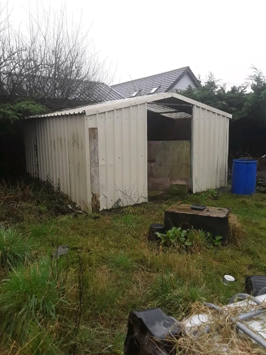 Horse stables 2 doors - Image 4