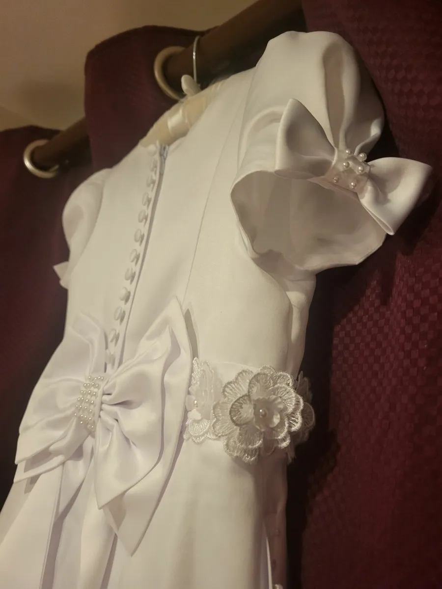 Communion dress - Image 3