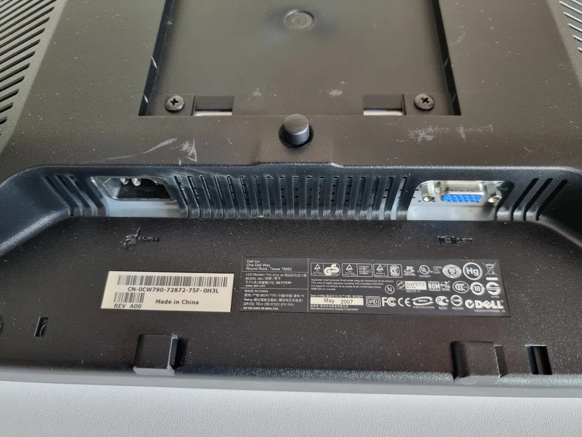 Dell 17" Monitor - Image 3