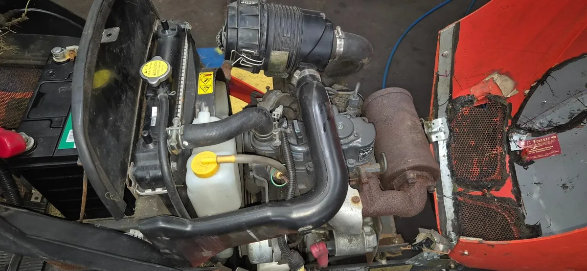 Breaking kubota gr1600 - Image 4