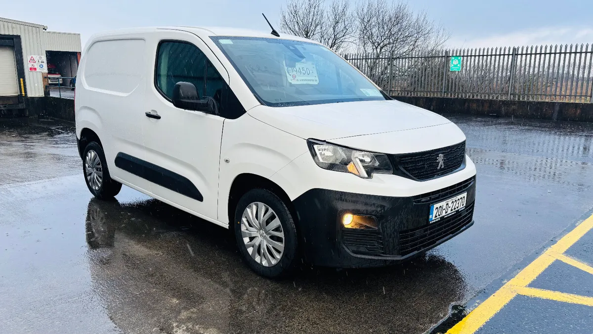 201 Peugeot Partner 1.6 100bhp Pro €9,450 + VAT - Image 3