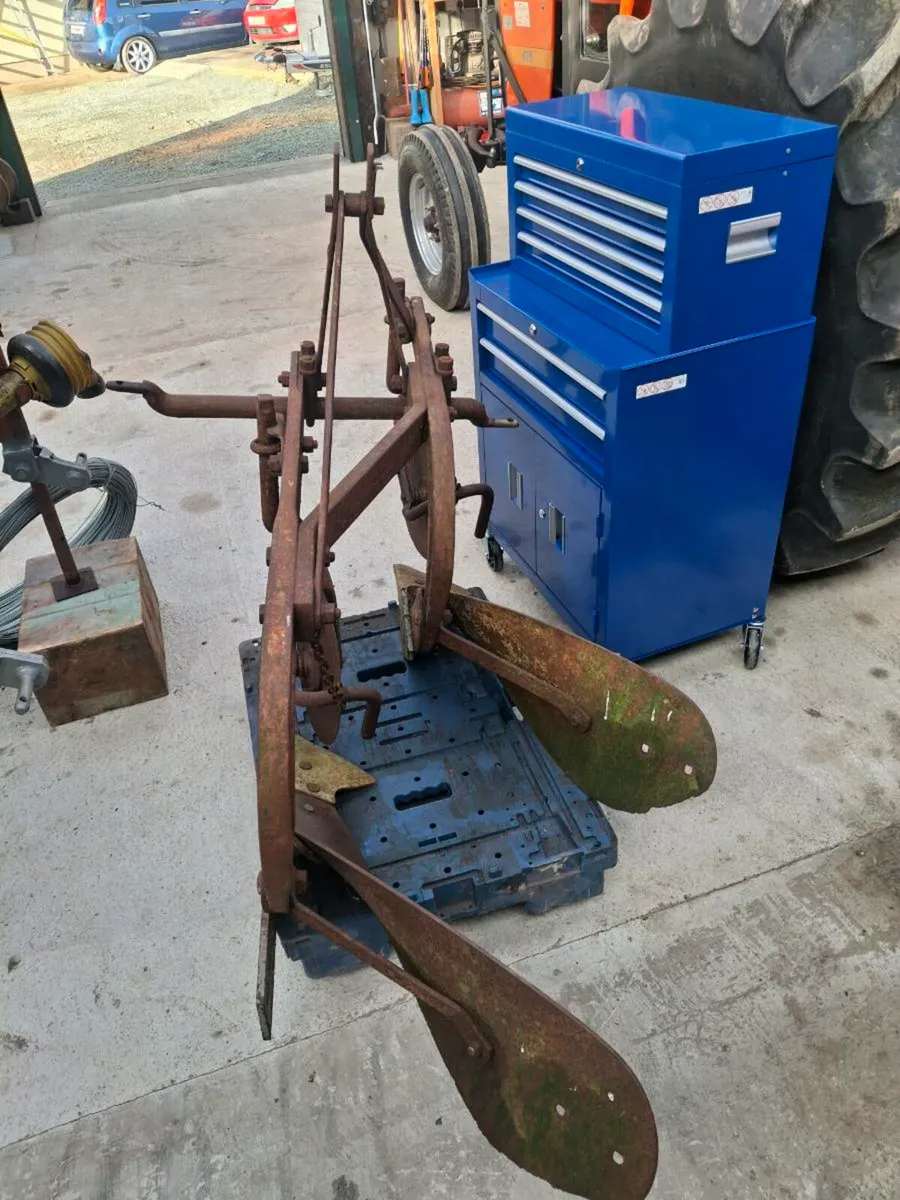 Vintage machinery - Image 4