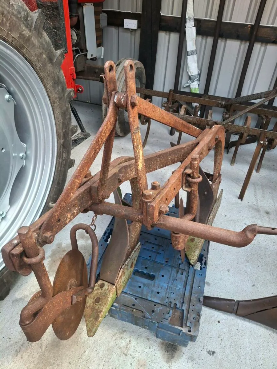 Vintage machinery - Image 4