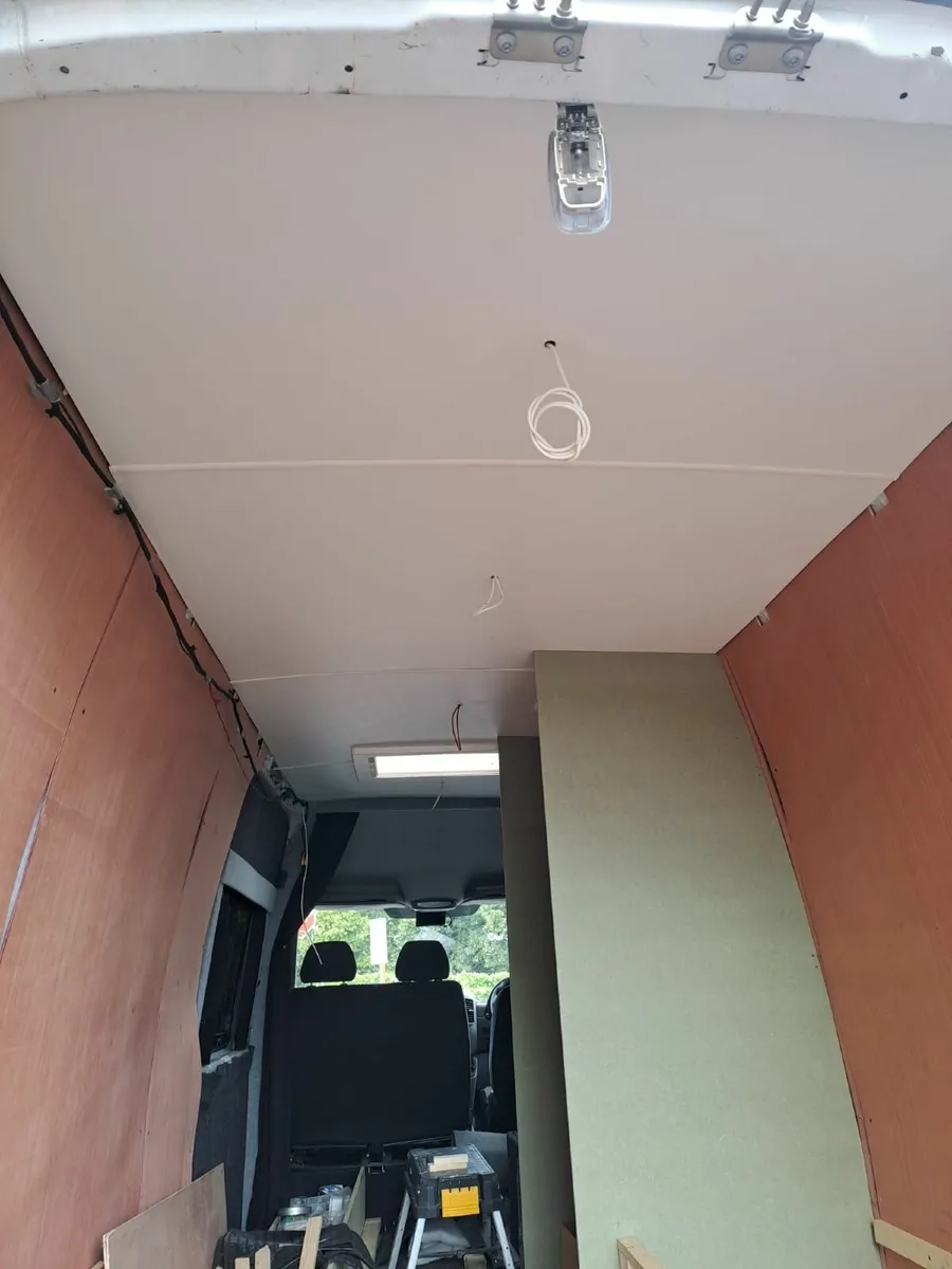 Mercedes-Benz Sprinter 2015 - Image 4