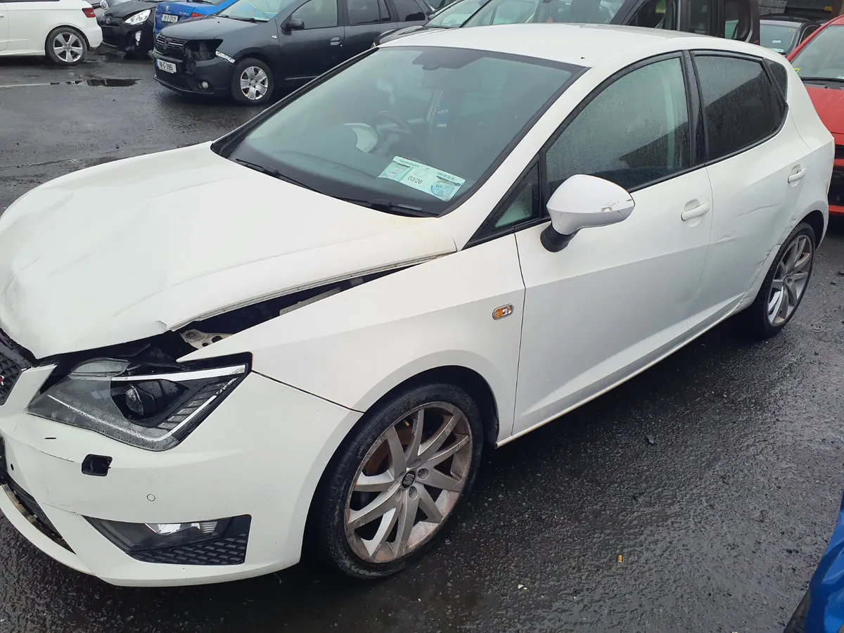 Seat ibiza FR 1.2 TSI 2015 Driving - Image 4