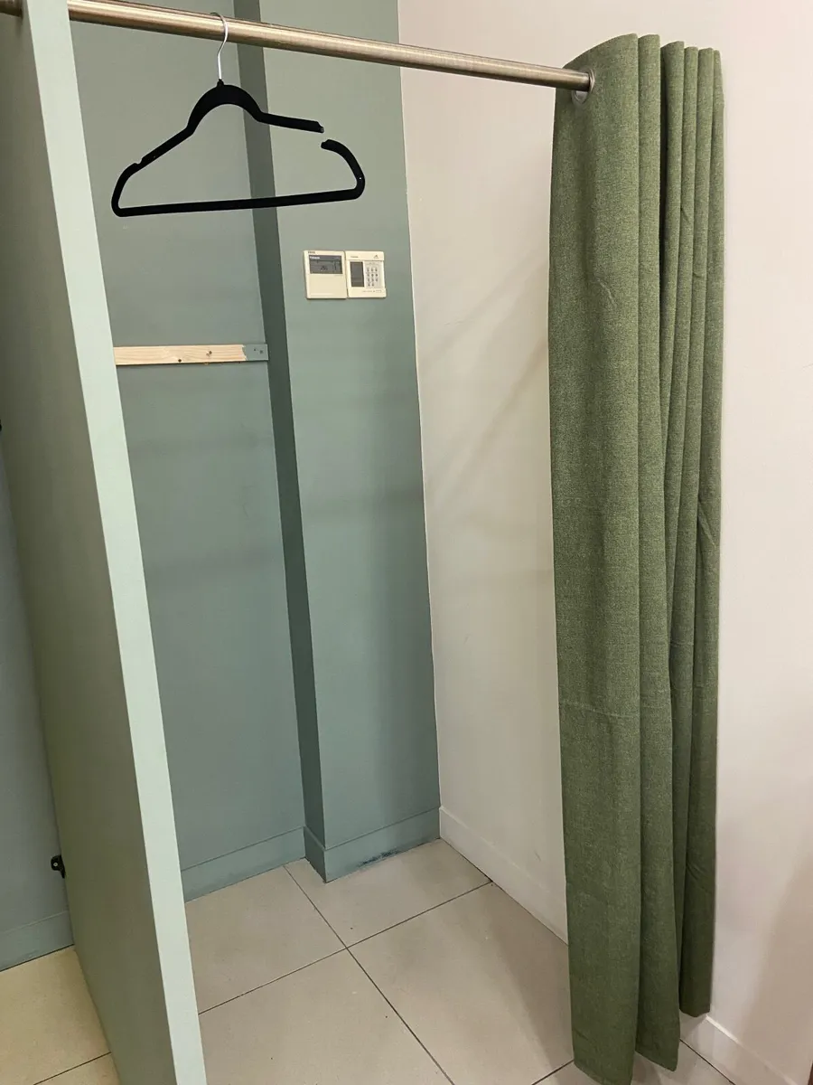 Shop fittings - Image 2