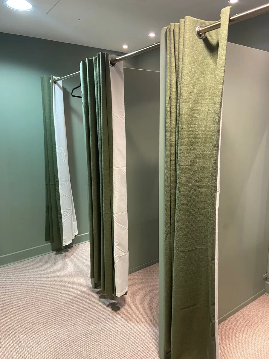 Shop fittings - Image 3