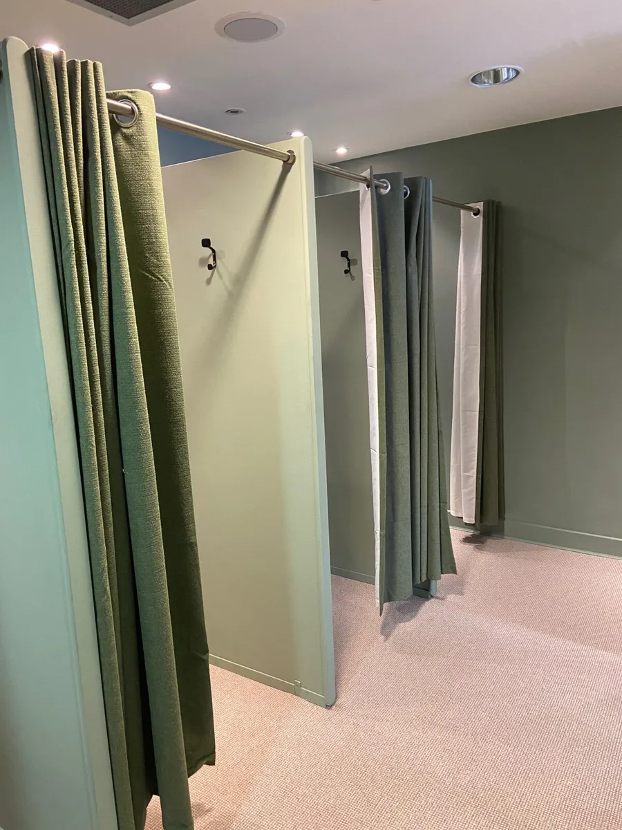 Shop fittings - Image 4