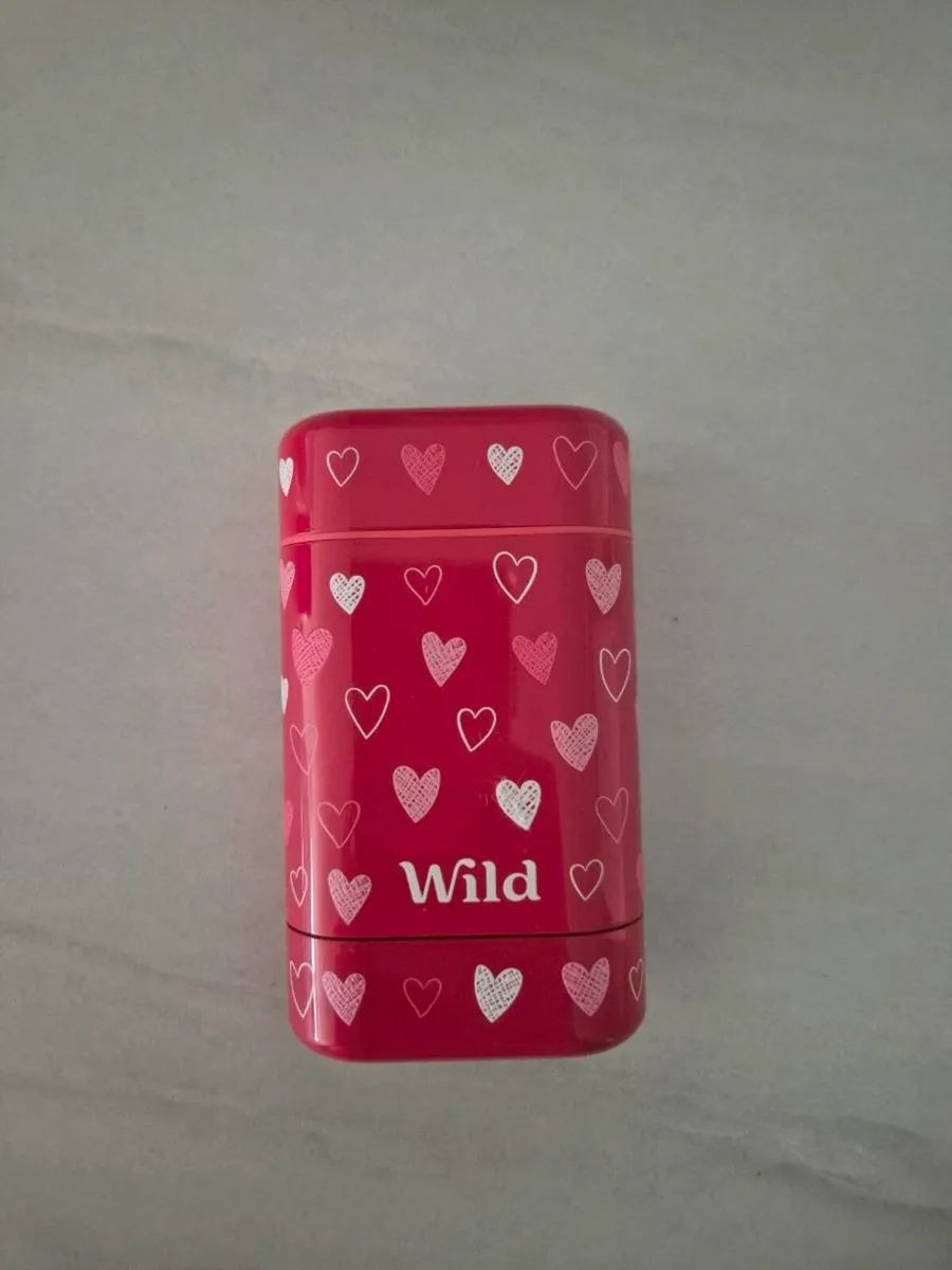 Wild deodrant case - Image 1
