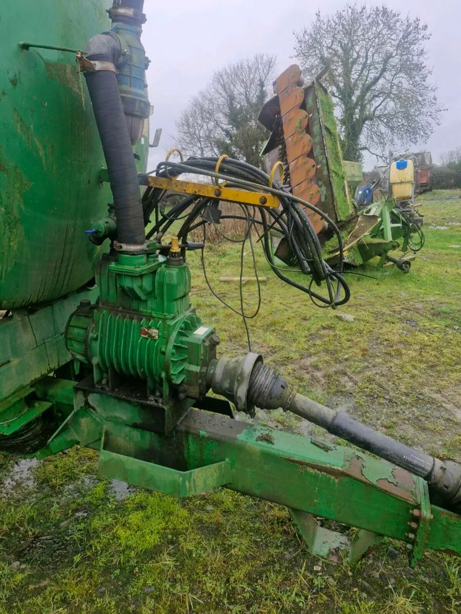 Slurry spread - Image 1