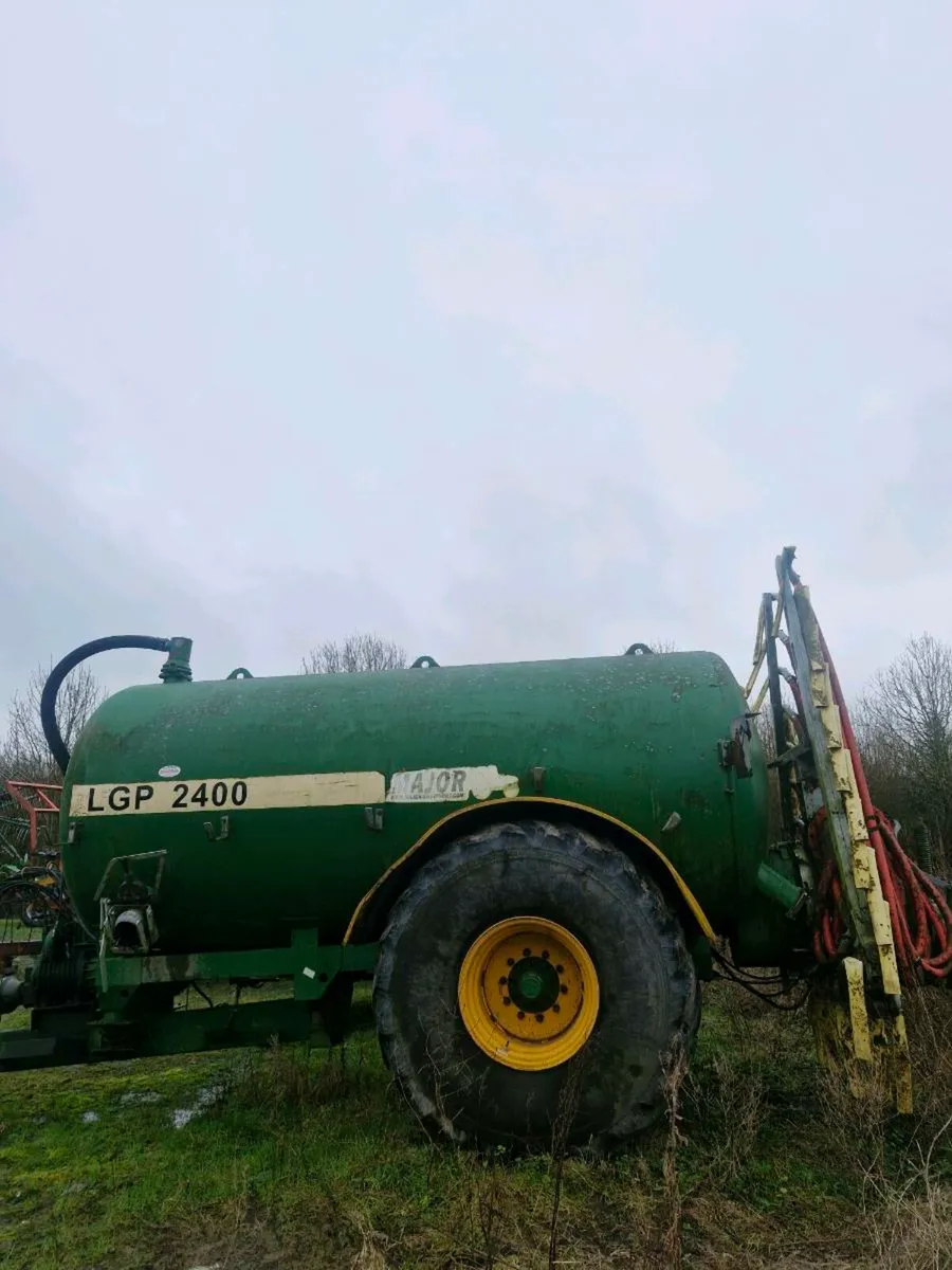 Slurry spread - Image 4