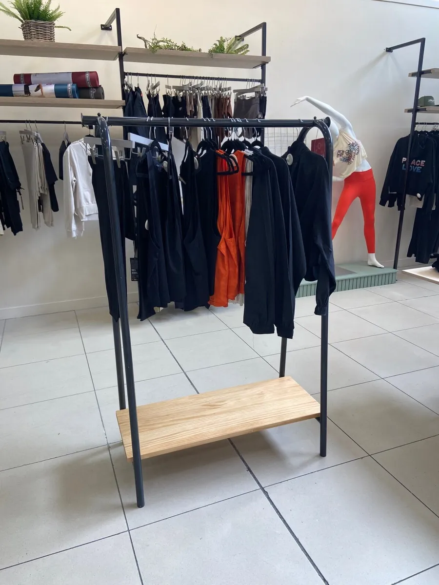 Shop fittings - Image 3