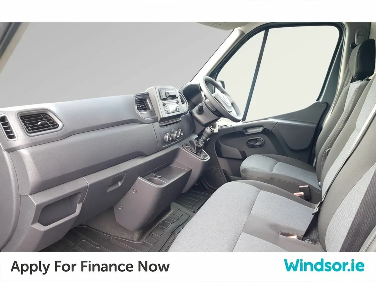 Nissan Interstar INTERSTAR L2 H2 135 FWD AC 6E - Image 4