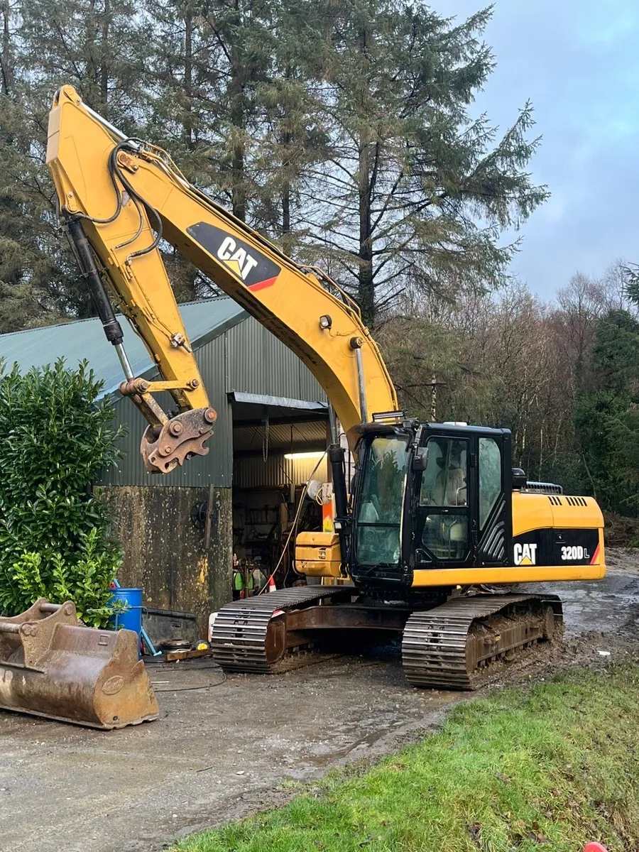 Cat 320 DL - Image 1