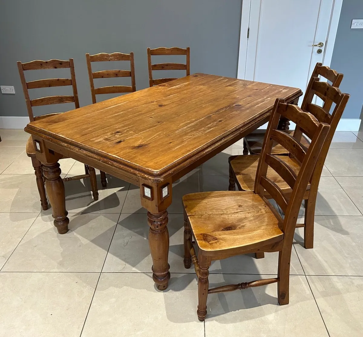 Solid Oak Table and 6 Chairs - Image 2