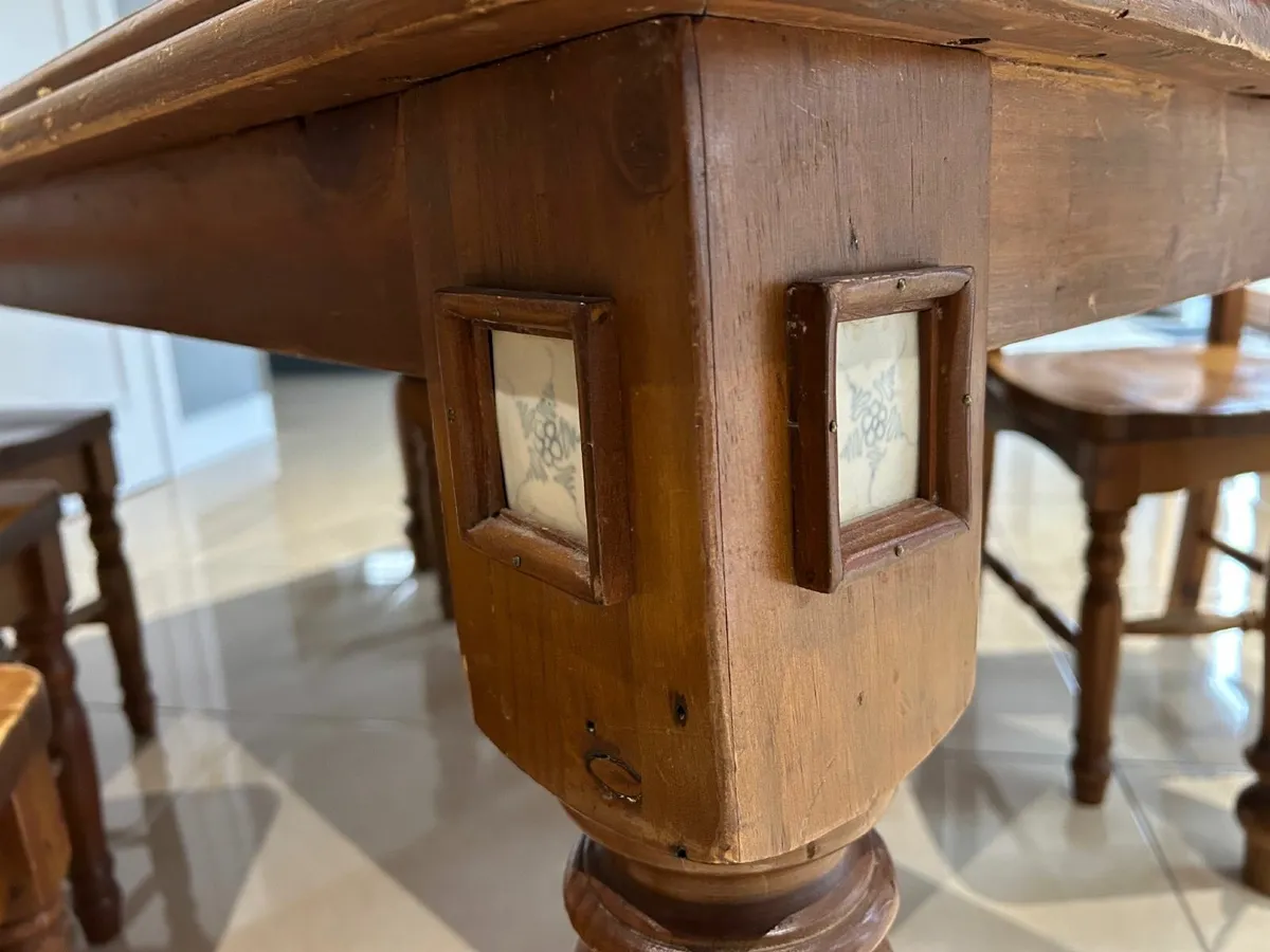 Solid Oak Table and 6 Chairs - Image 3