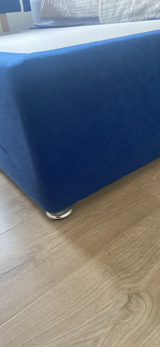 Two single bed bases with headboards - Image 4