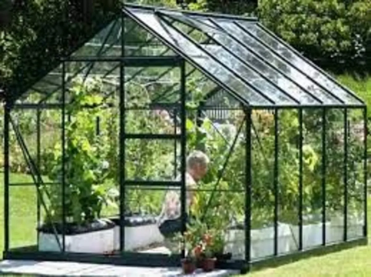 GreenHouse NEPTUNE 8300 (8’x10′) - Image 1