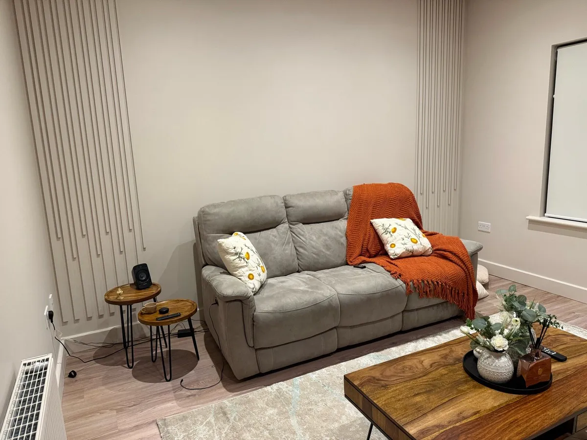 3 Seater sofa power recliner dfs sofa - Image 1