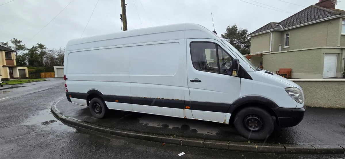 Mercedes Sprinter - Image 2