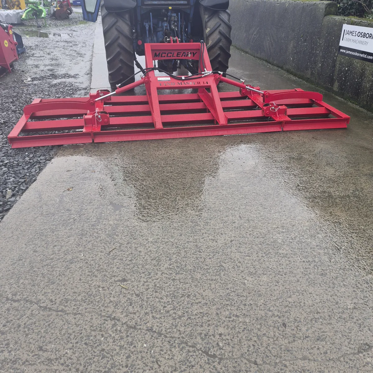 McCleary Landmaster 14ft Hyd Folding Leveller - Image 2