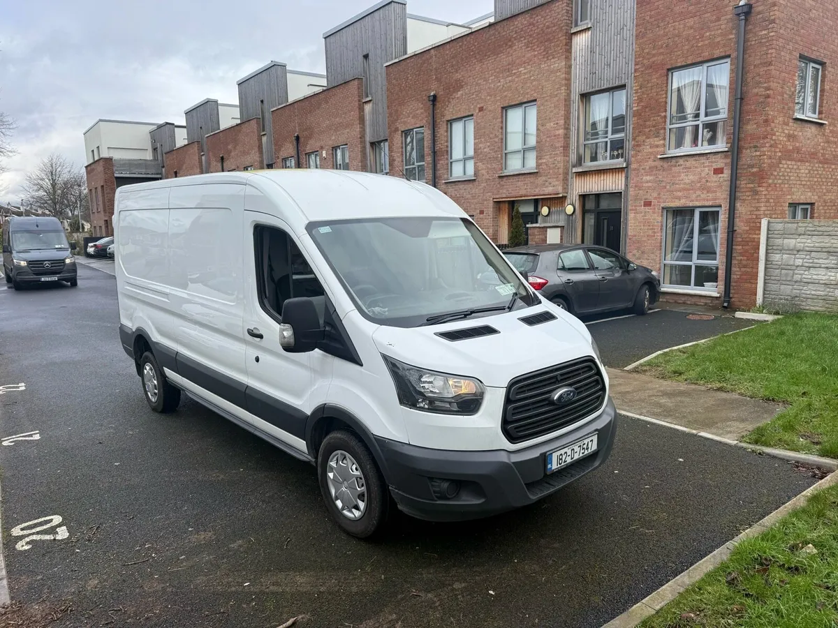182 ford transit rwd - Image 1