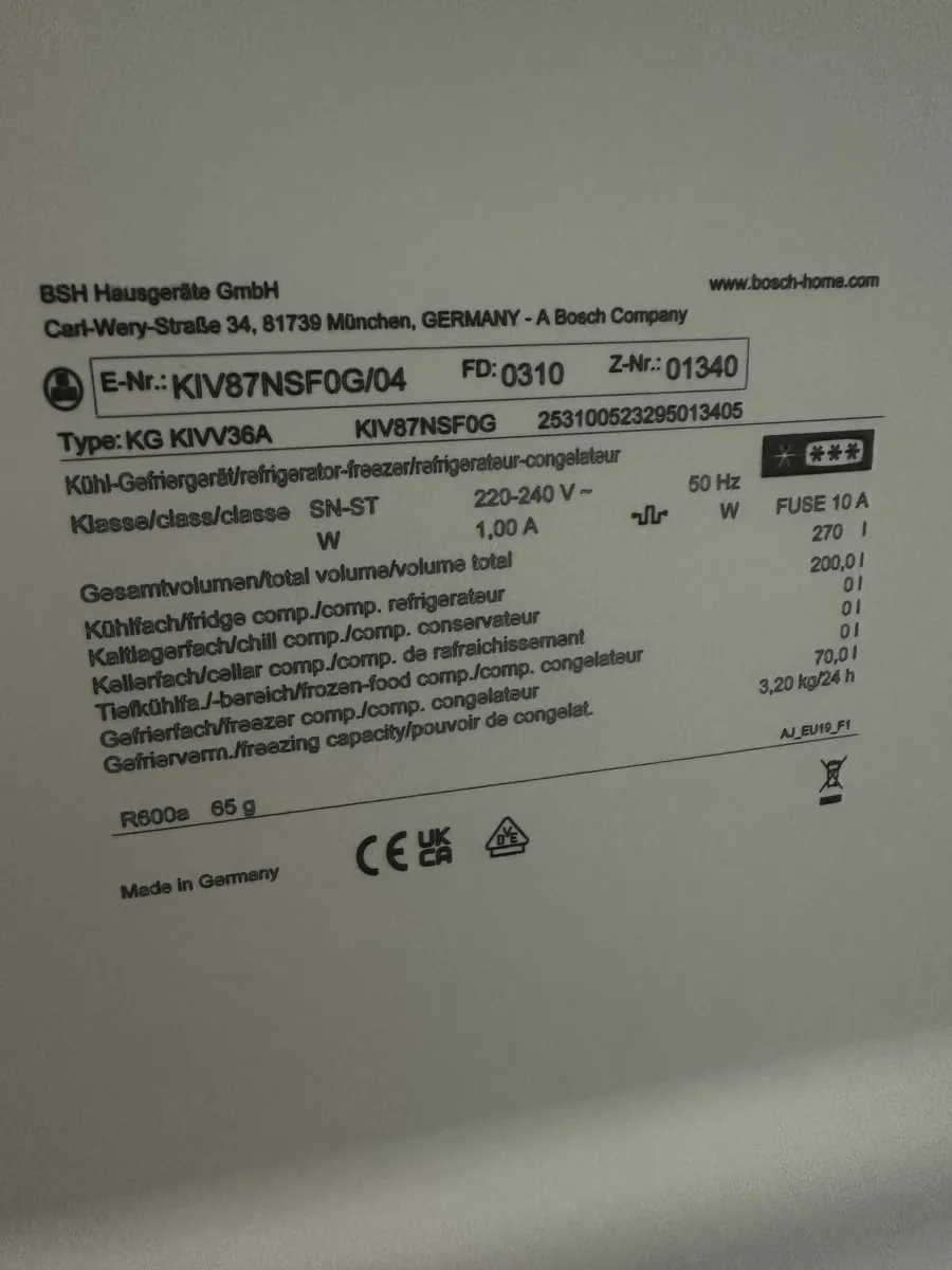 Bosch Series 2 Built-in Fridge-Freezer(1 year old) - Image 2