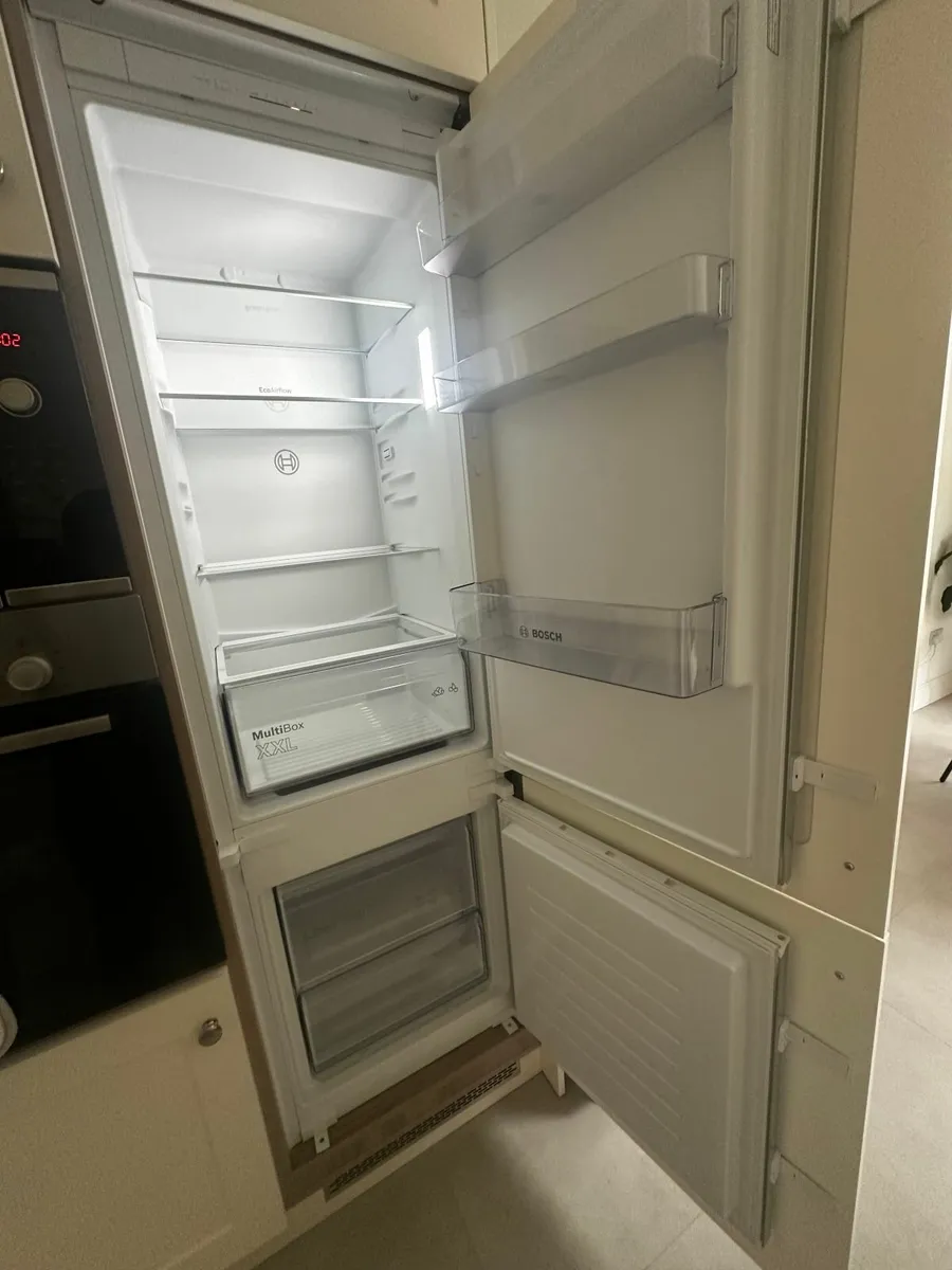 Bosch Series 2 Built-in Fridge-Freezer(1 year old) - Image 1