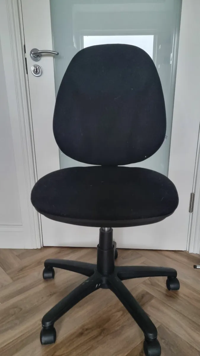 Office Chair - Image 1