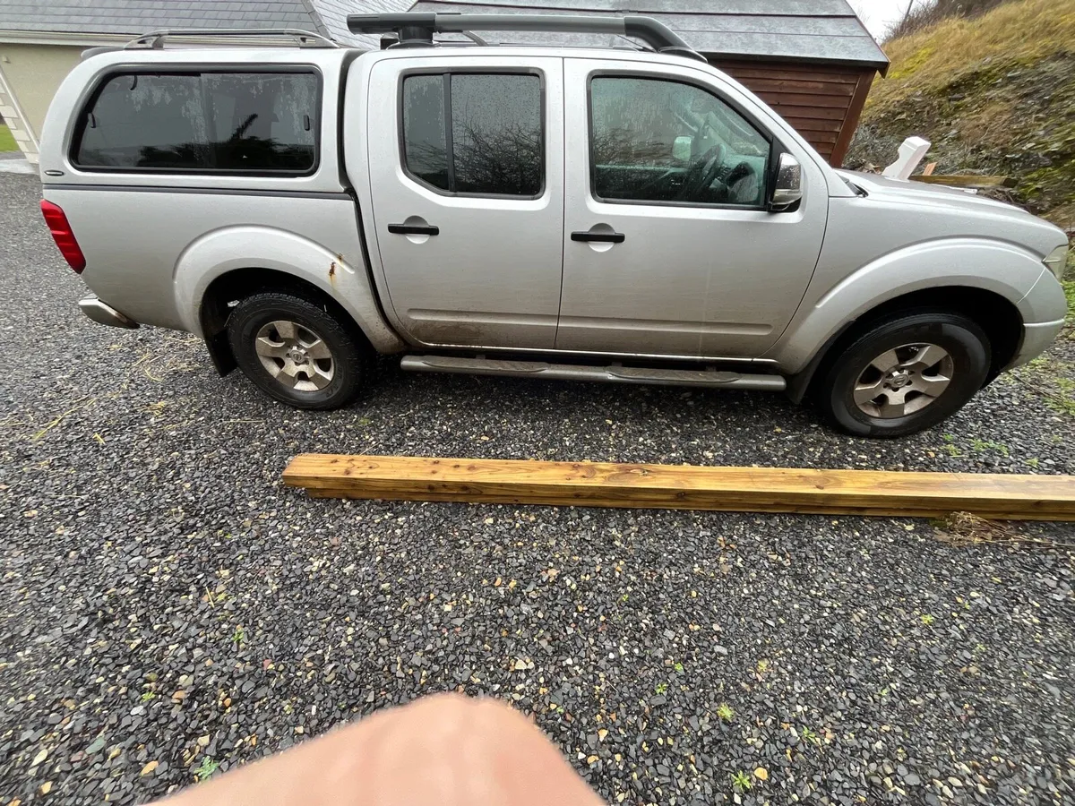2011 Nissan navara - Image 1