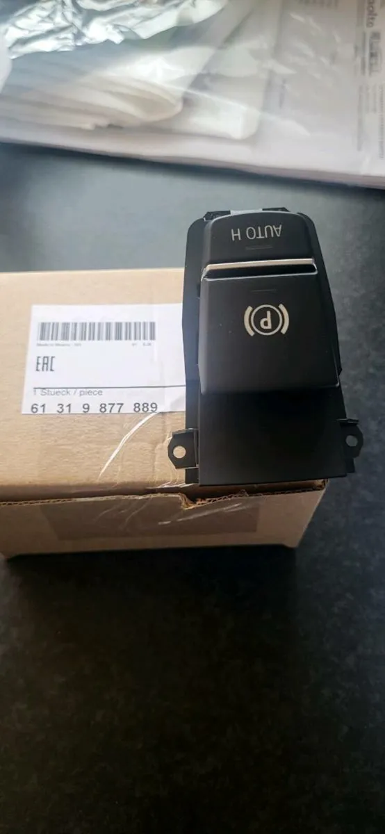 Bmw F10,LCI handbrake switch - Image 1