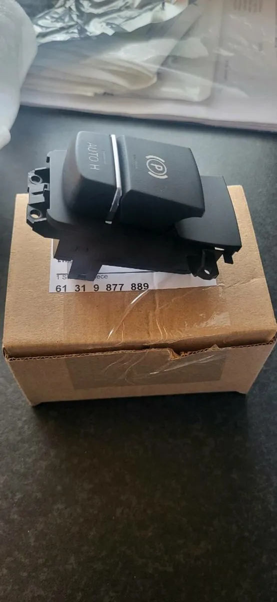Bmw F10,LCI handbrake switch - Image 2