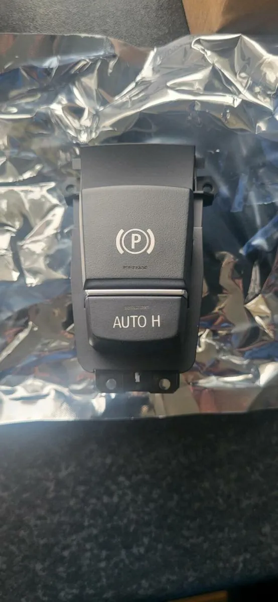 Bmw F10,LCI handbrake switch - Image 3