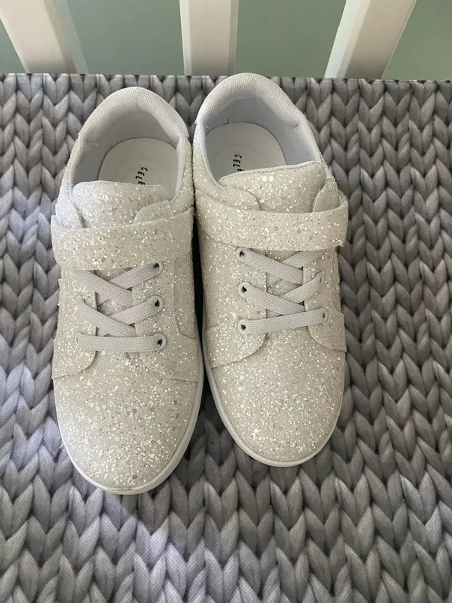 communion runners - Image 2