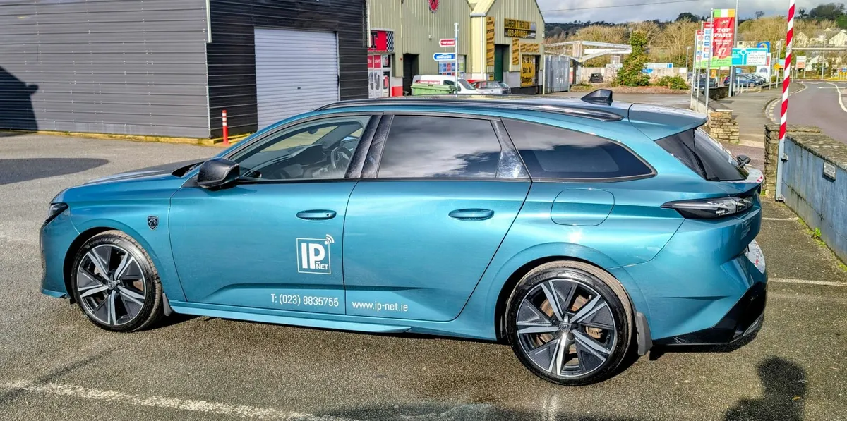 Peugeot 308sw GT Line PHEV Commercial - Image 2