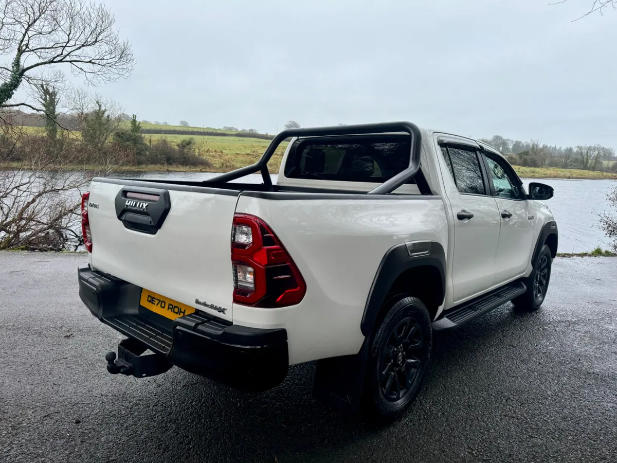 2021 Toyota Hilux Invincible X - Image 4