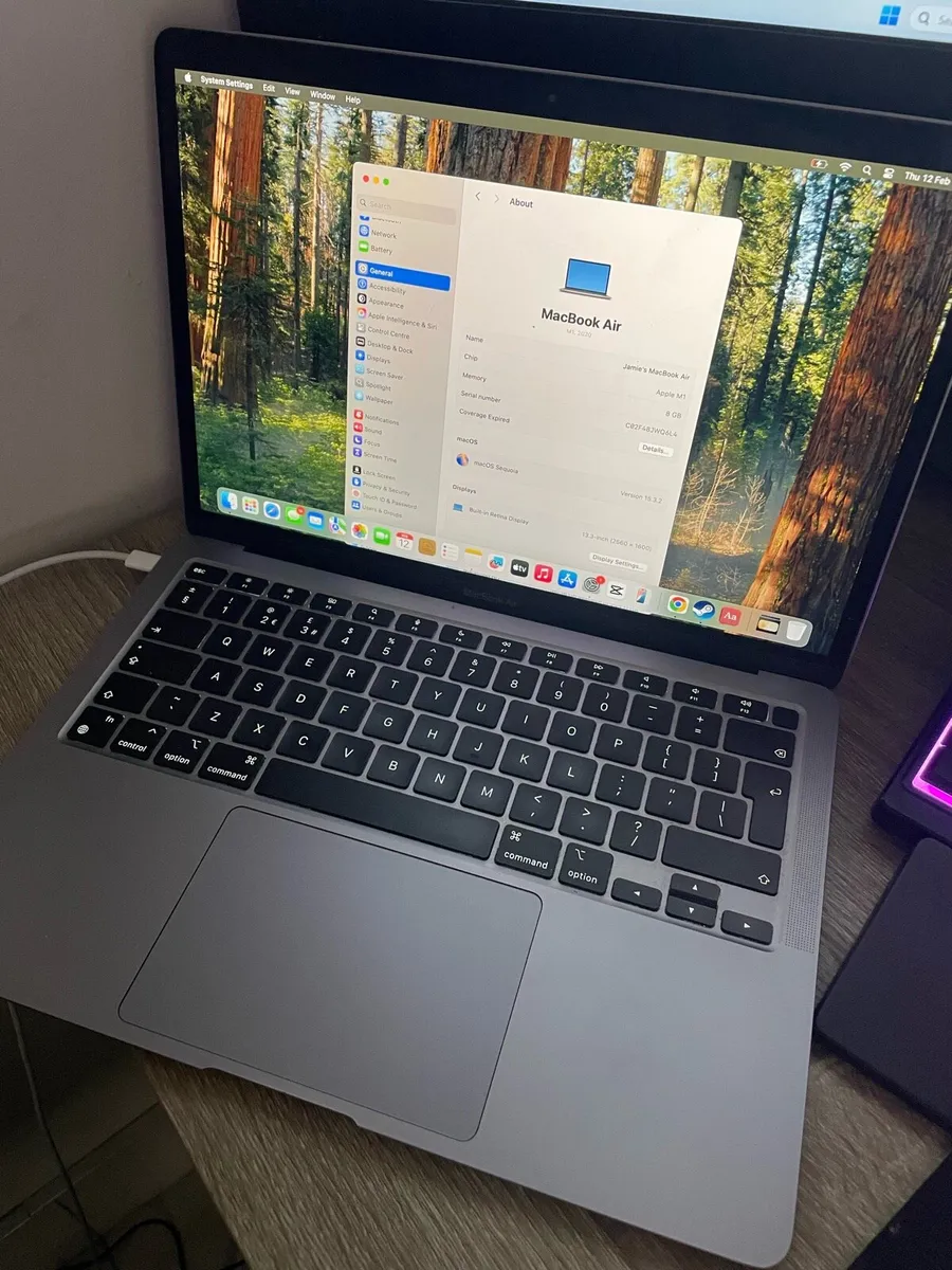 MacBook Air M1 Chip 2020 256GB 13.3’ Retina - Image 1