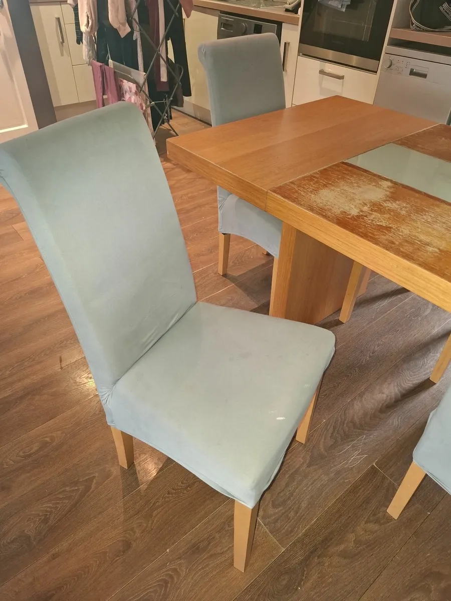 Table & Chairs - Image 4