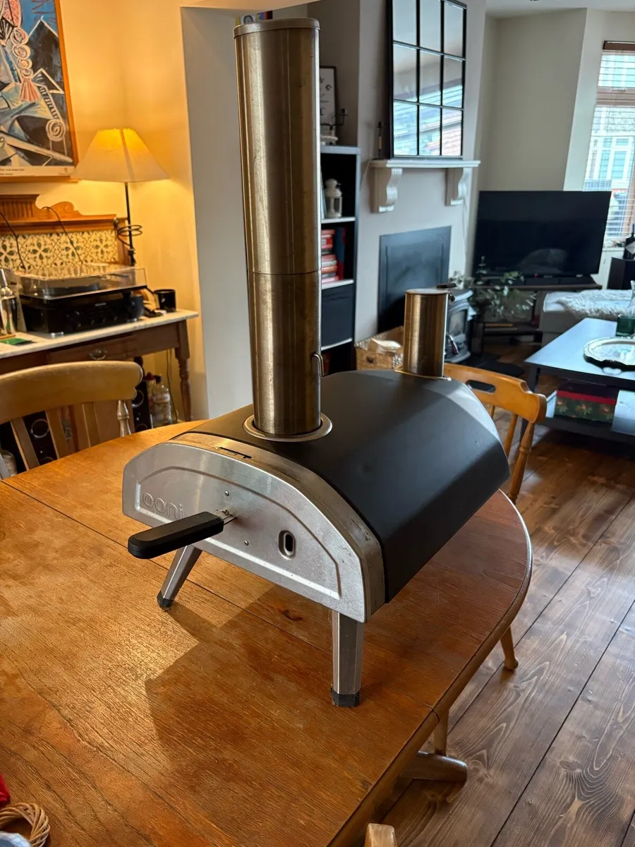 ‘ooni’ Pizza Oven - Image 1