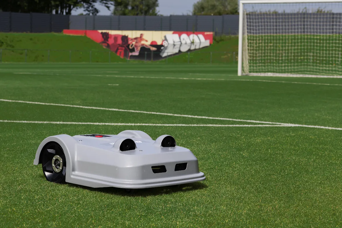 ECHO TM850S Robot Mower - Image 1