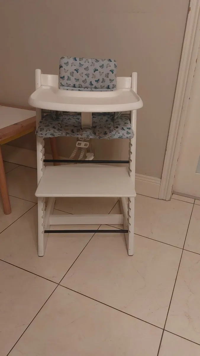 Tripp Trapp Baby high chair - Image 3