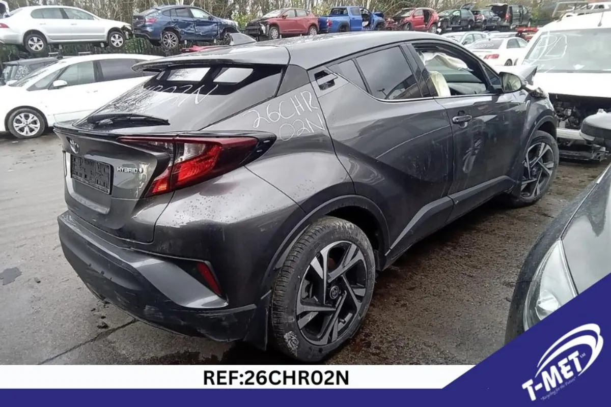 2023 TOYOTA C-HR BREAKING FOR PARTS - Image 1
