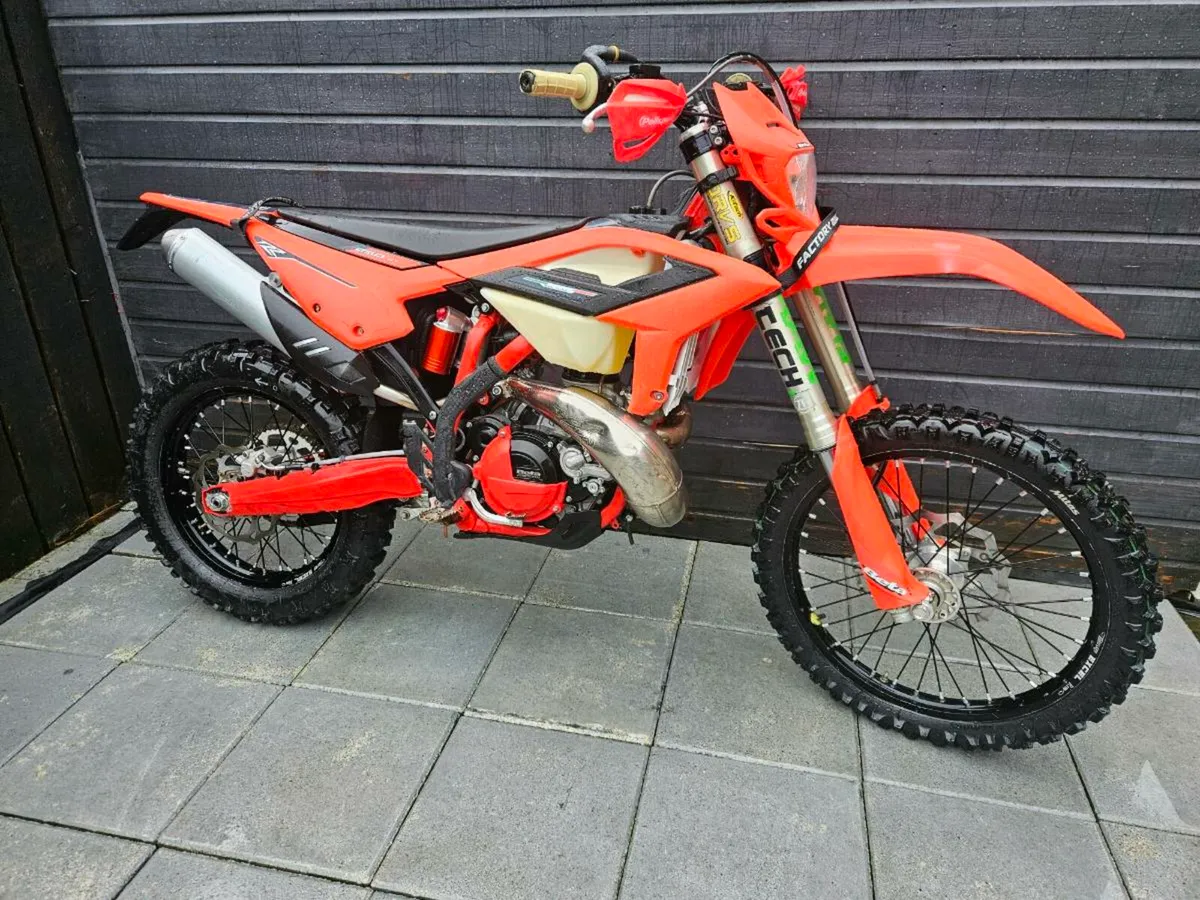 2023 Beta 250 RR enduro LOW hours - Image 3