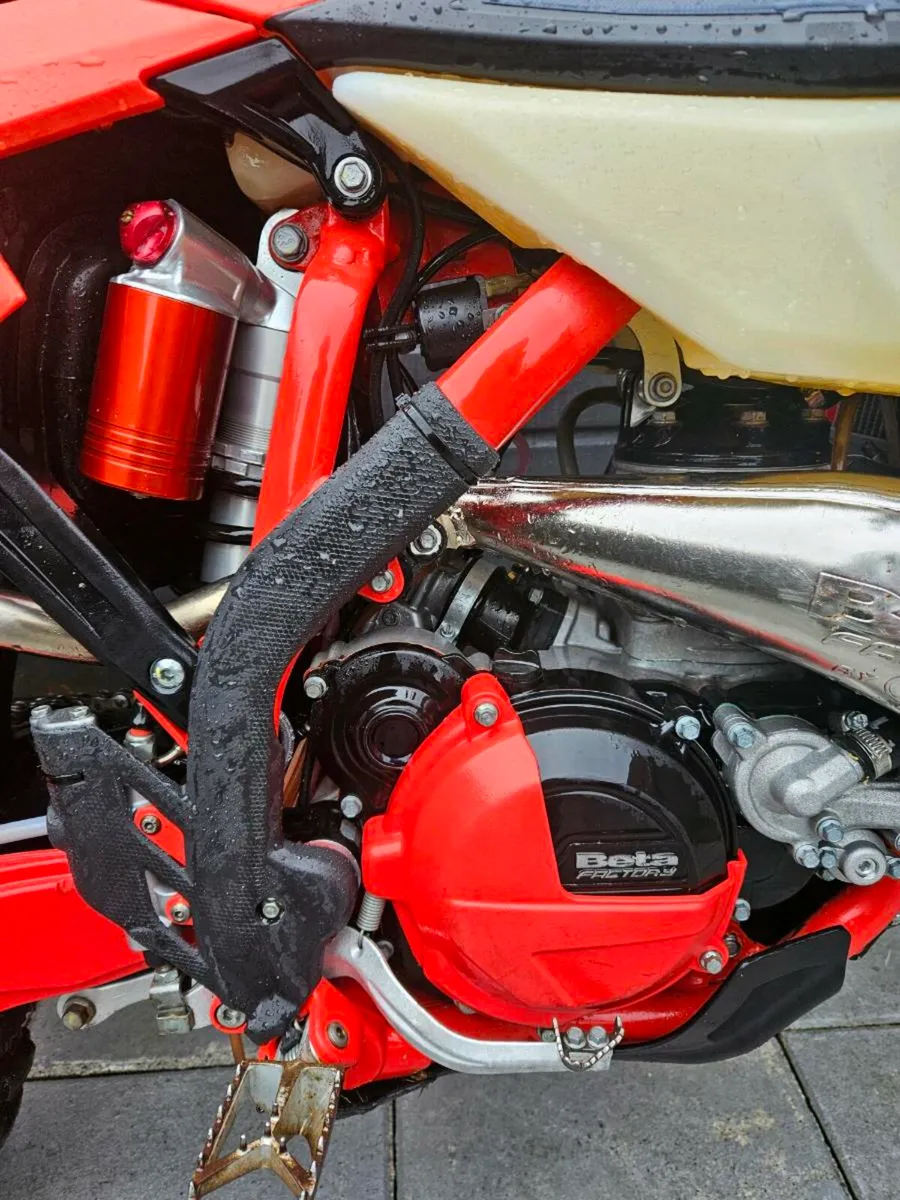 2023 Beta 250 RR enduro LOW hours - Image 4