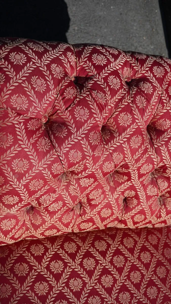 Elegant Red Chaise Longue - Image 4