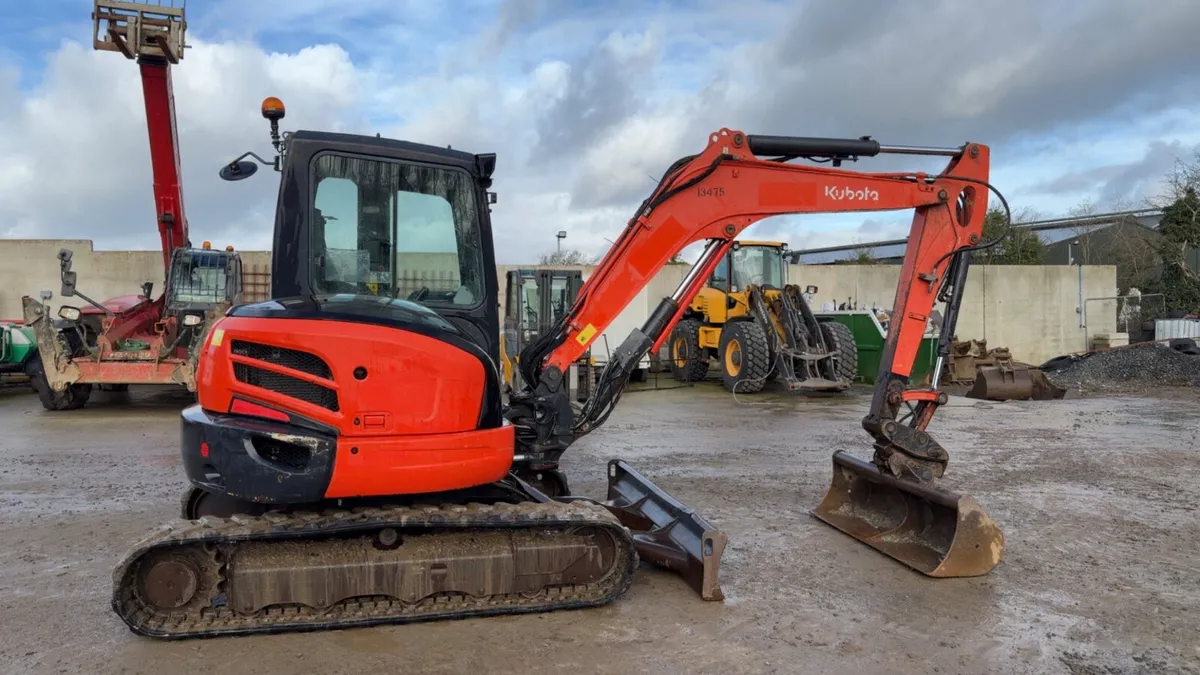 Kubota U55-4 - Image 3
