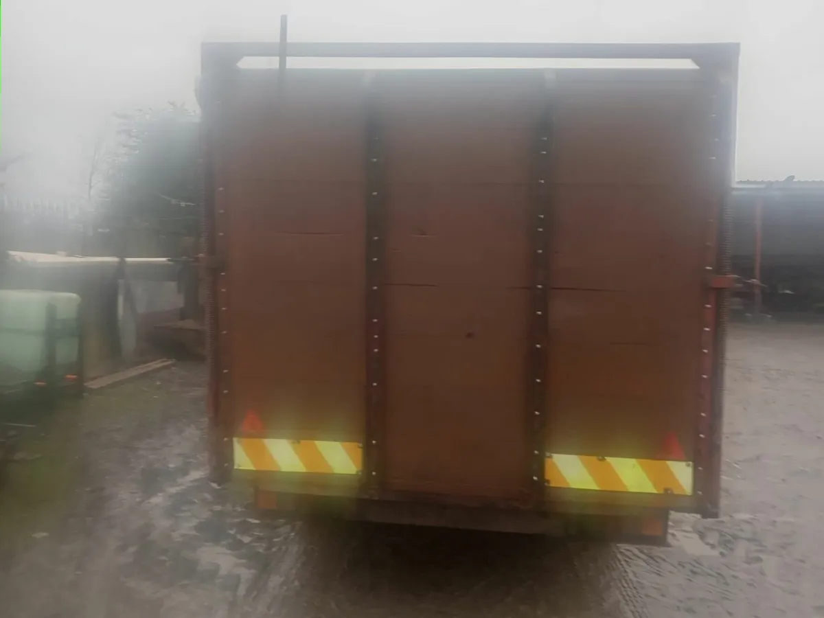 Cattle Trailer - Image 2