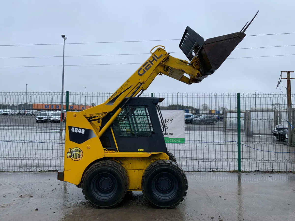 BID ONLINE NOW - 2006 GEHL 4840 SKIDSTEER FOR AUCT - Image 3